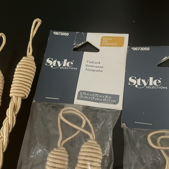 6-Champagne gold color drape tie backs braided silky design NWT and nwot - Picture 3 of 5
